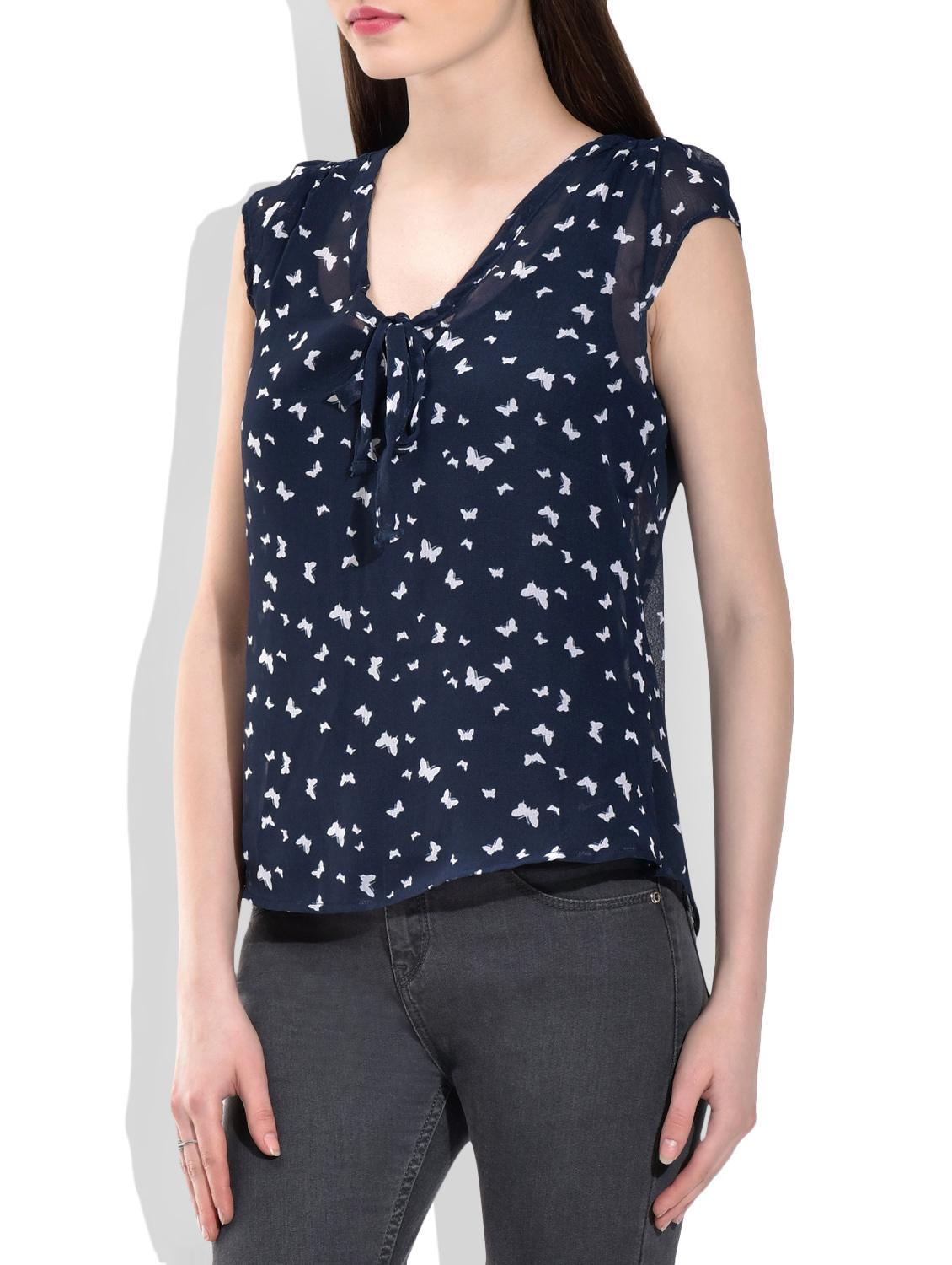 navy blue,white poly georgette top - 10016572 - Zoom Image - 2