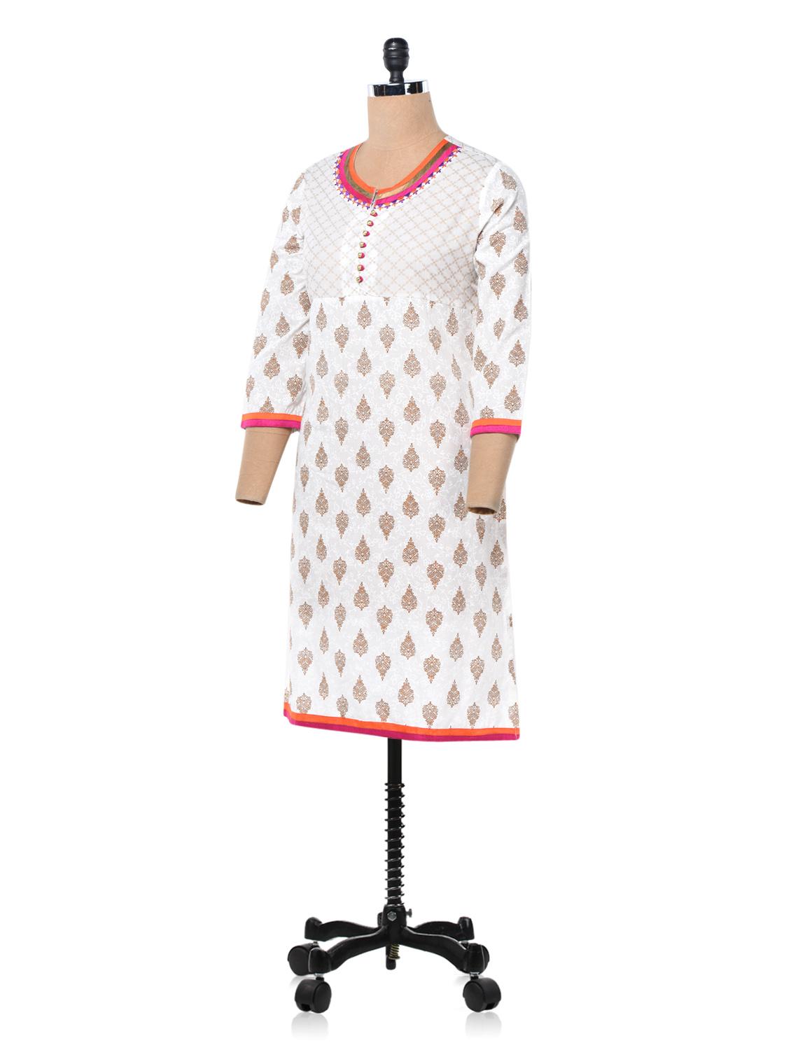 white gold straight kurta - 1002136 - Zoom Image - 2