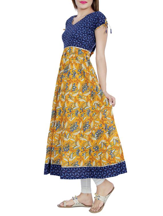 mustard cotton flared kurta - 10033963 - Zoom Image - 2