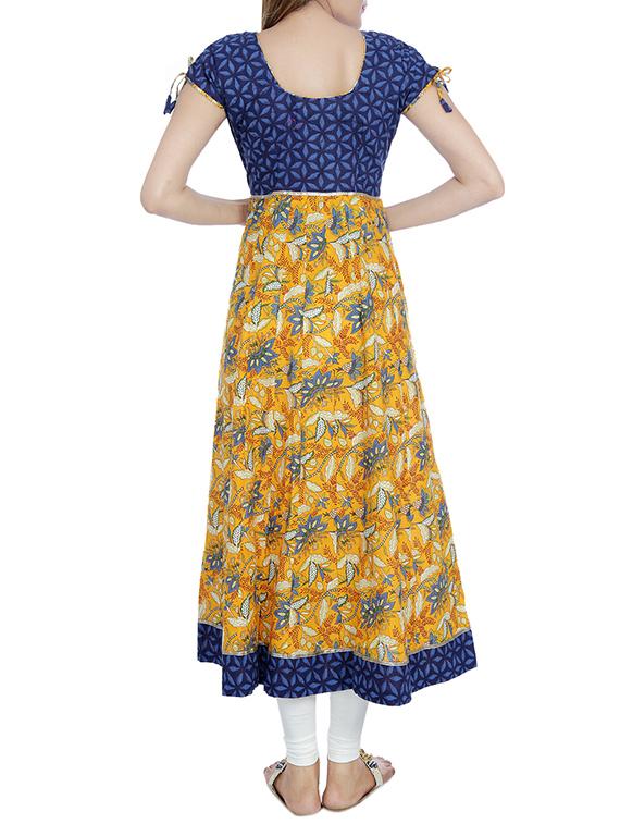 mustard cotton flared kurta - 10033963 - Zoom Image - 3