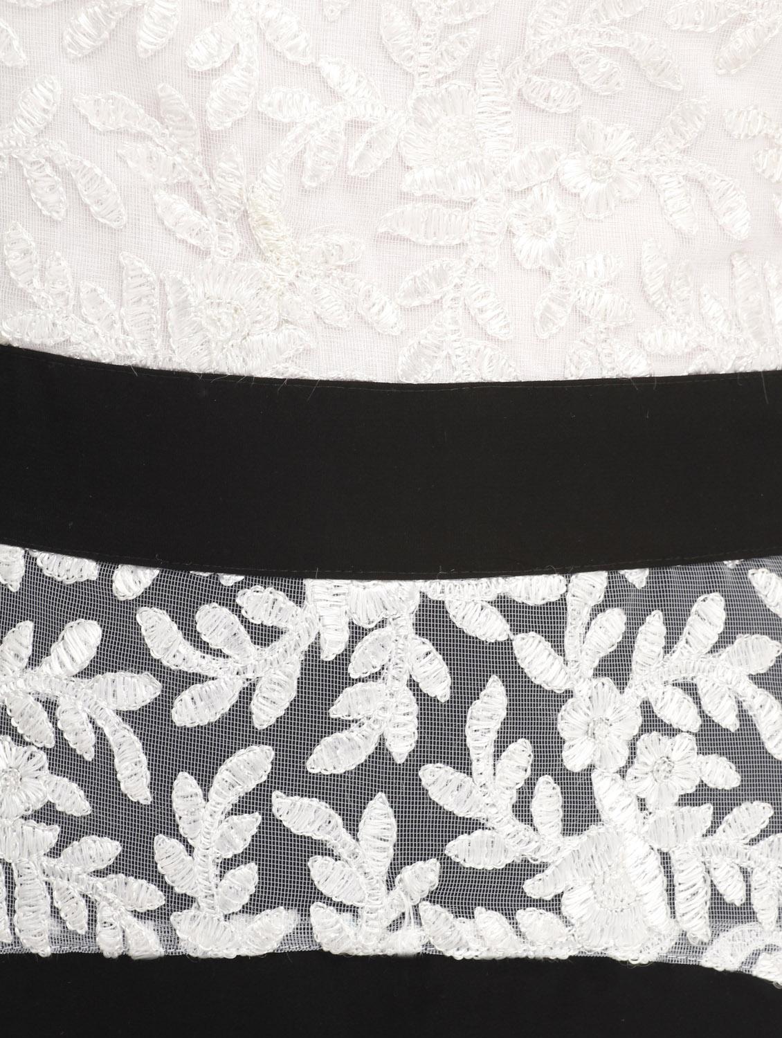 lace bodice maxi dress - 10460944 - Zoom Image - 4