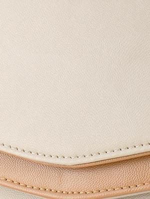 beige plain solid leatherette wallet - 1055761 - Standard Image - 4