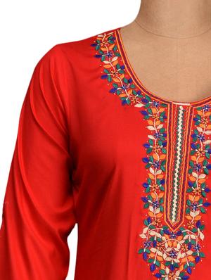 embroidered neck line rayon kurta - 1061389 - Standard Image - 4