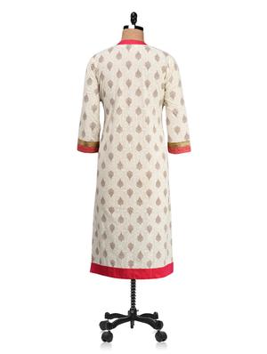 embroidery neck line printed cotton kurta - 1061391 - Standard Image - 3