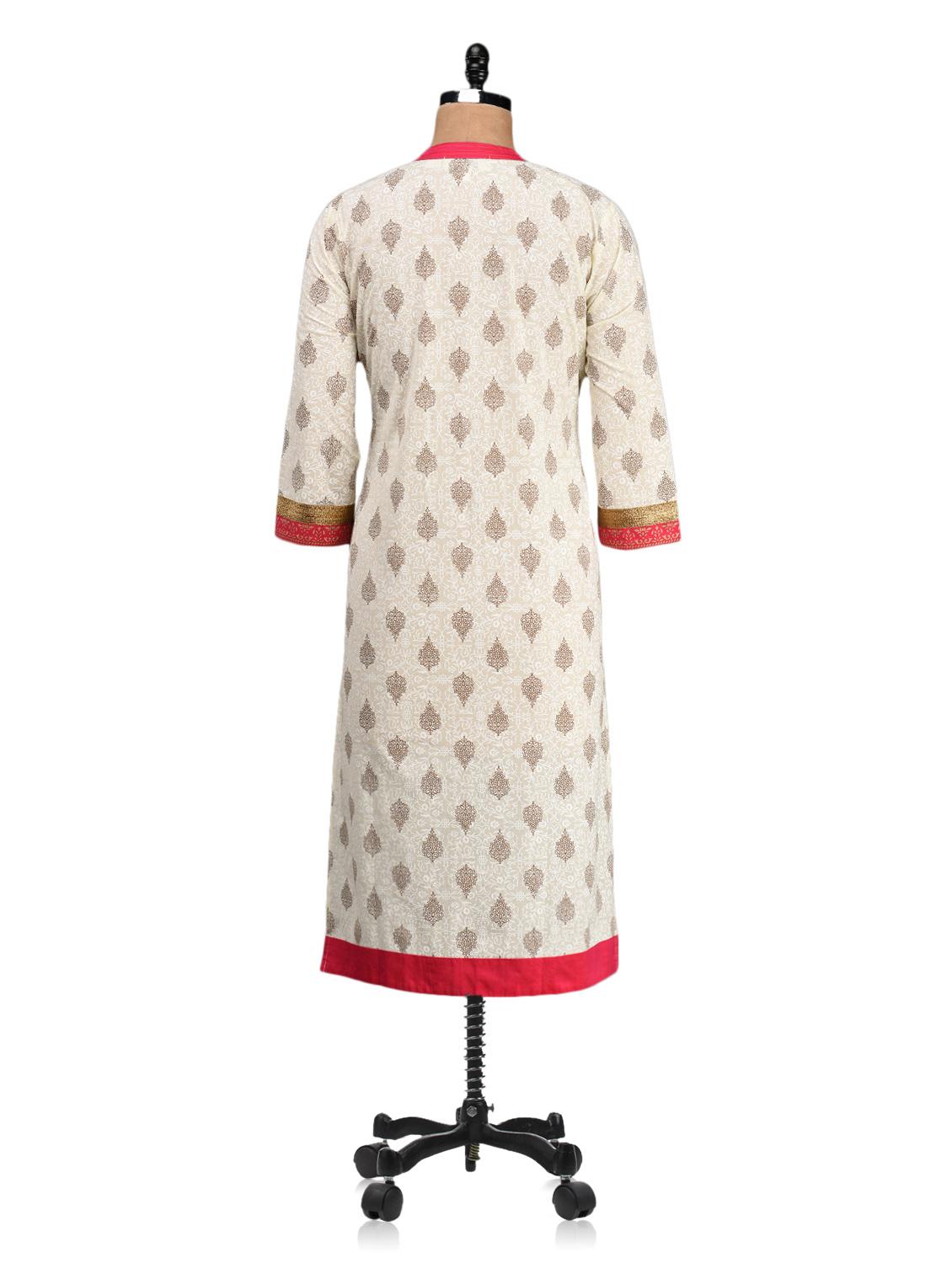 embroidery neck line printed cotton kurta - 1061391 - Zoom Image - 3