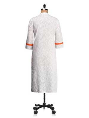mandarin collar printed bottom cotton kurta - 1061393 - Standard Image - 3