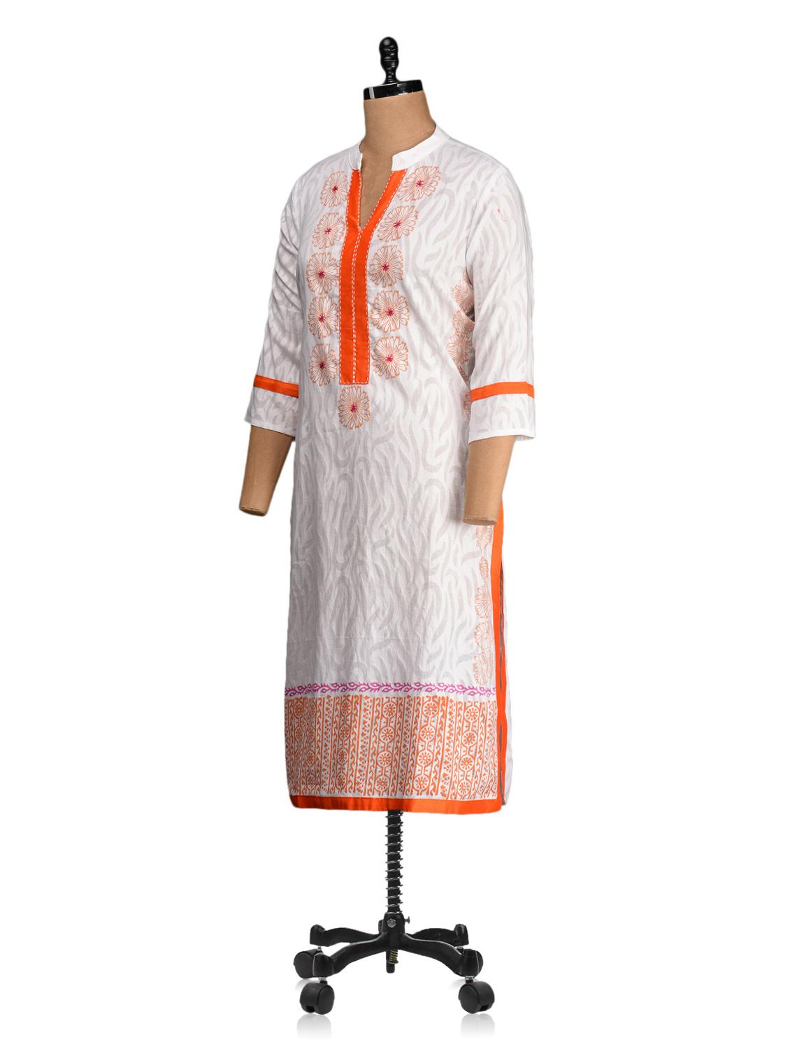 mandarin collar printed bottom cotton kurta - 1061393 - Zoom Image - 2