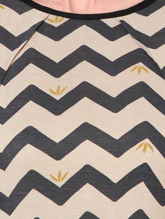 short sleeved chevron tee - 1063815 - Zoom Image - 4