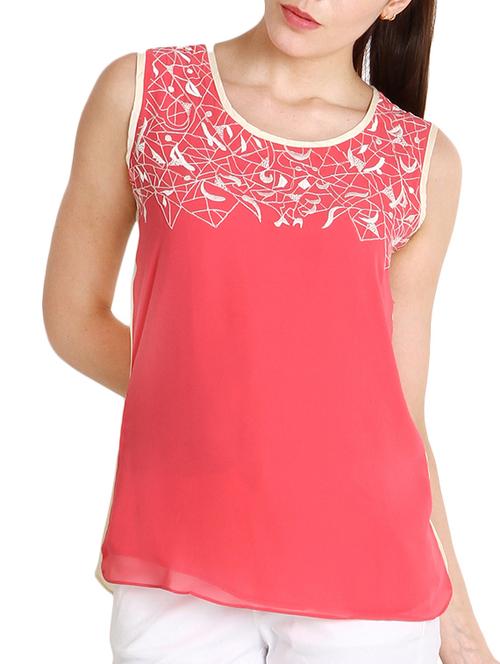 Embroidered yoke top - 10656106 - Very Small Image - 1