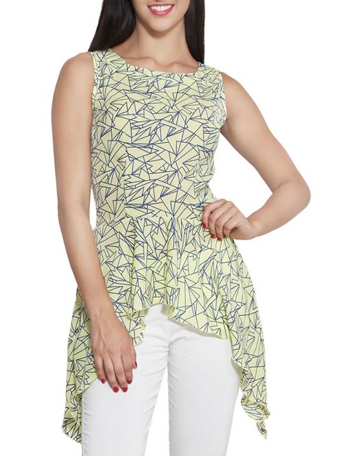 geometric print asymmetric top - 10668966 - Standard Image - 1
