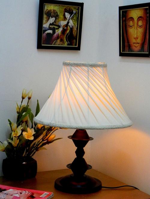 White Metal And Fabric Table Lamp - 1066933 - Standard Image - 1