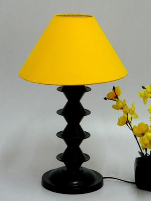 yellow metal and fabric table lamp - 1066950 - Standard Image - 2