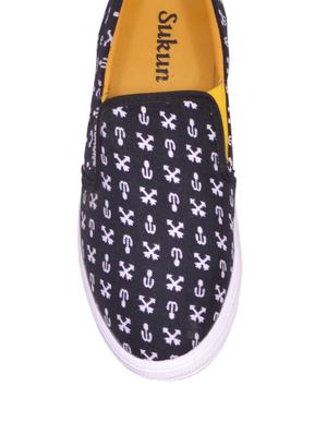 black canvas casual shoes - 10819199 - Standard Image - 4
