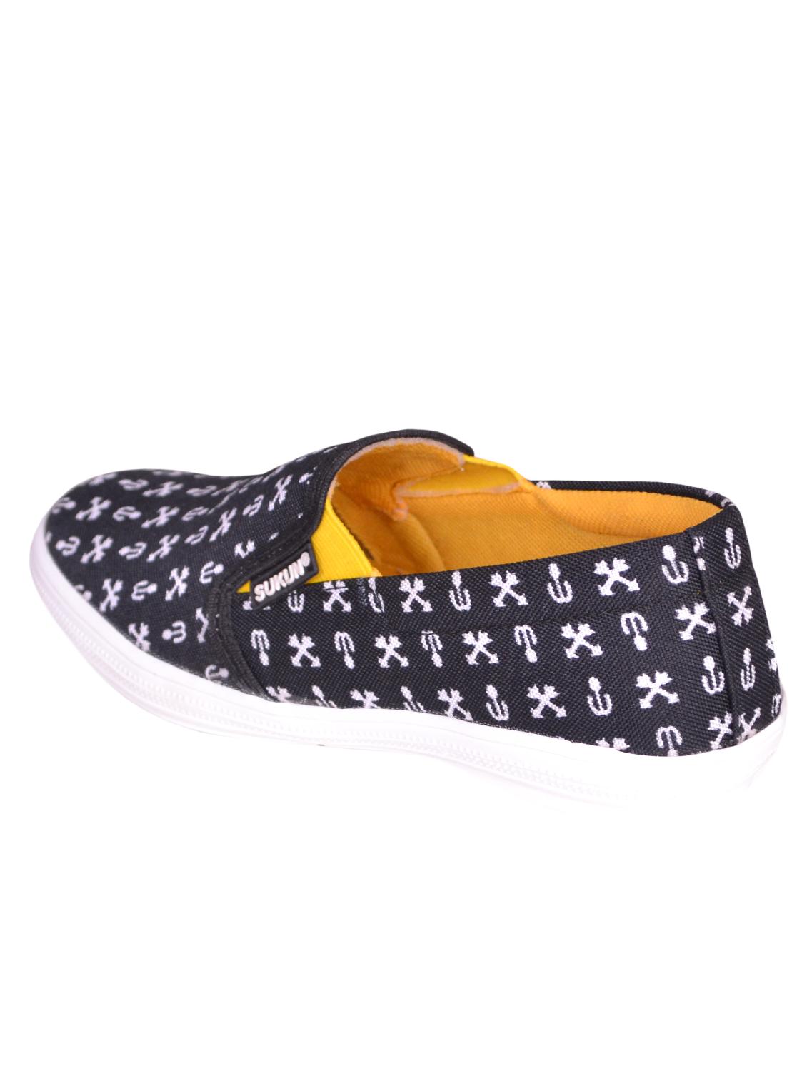 black canvas casual shoes - 10819199 - Zoom Image - 3