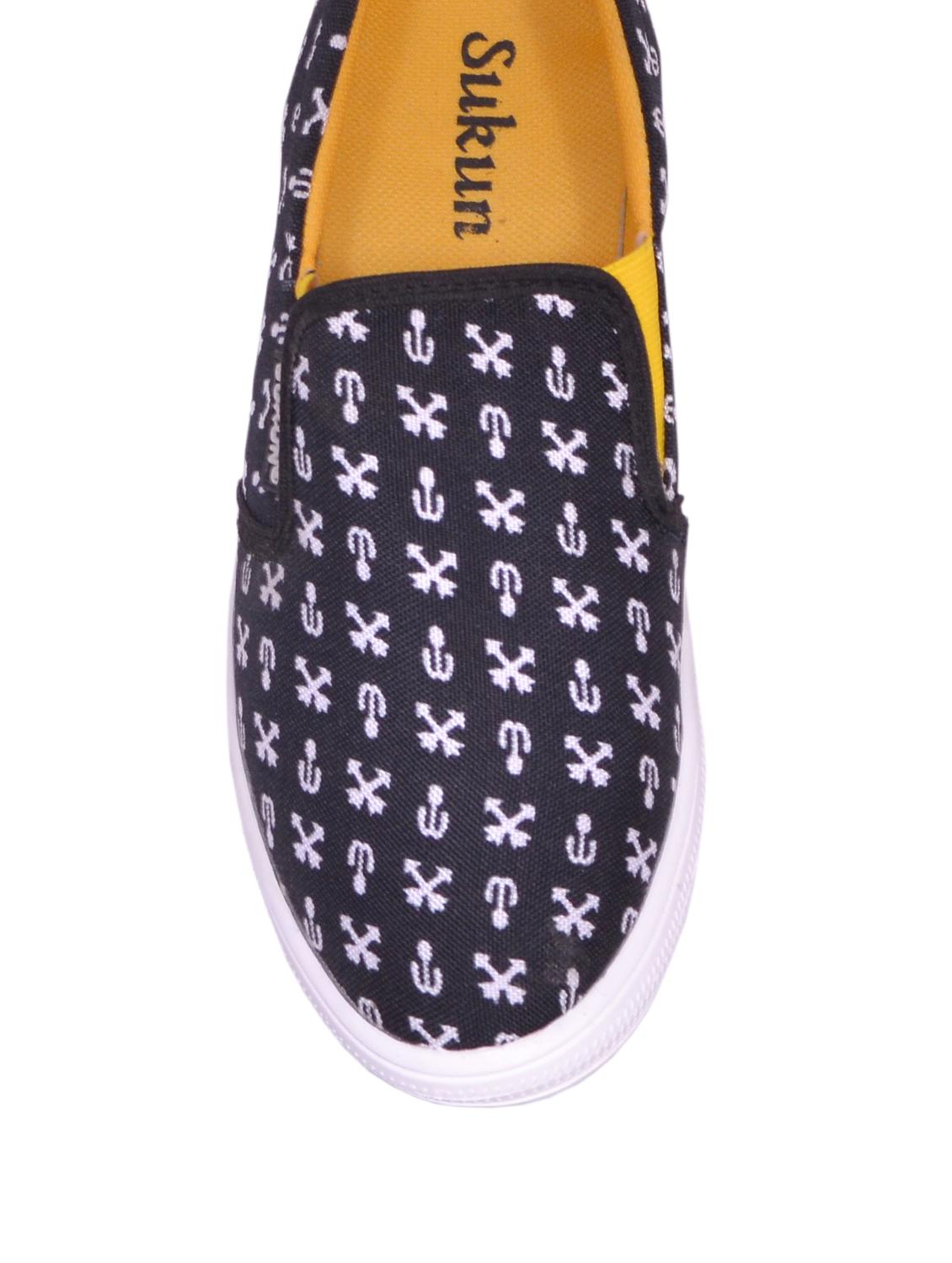 black canvas casual shoes - 10819199 - Zoom Image - 4