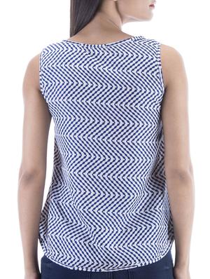 chevron printed sleeveless top - 10827843 - Standard Image - 3
