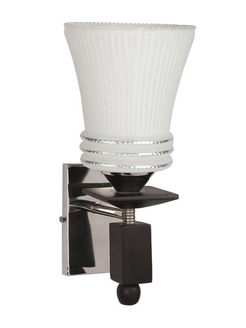wall lamps - 10894377 - Standard Image - 1