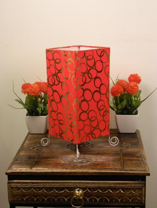 printed classic square table lamp - 10896557 - Standard Image - 1