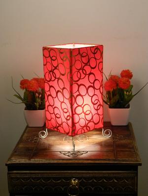 printed classic square table lamp - 10896557 - Standard Image - 2