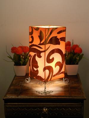 printed classic square table lamp - 10896559 - Standard Image - 2