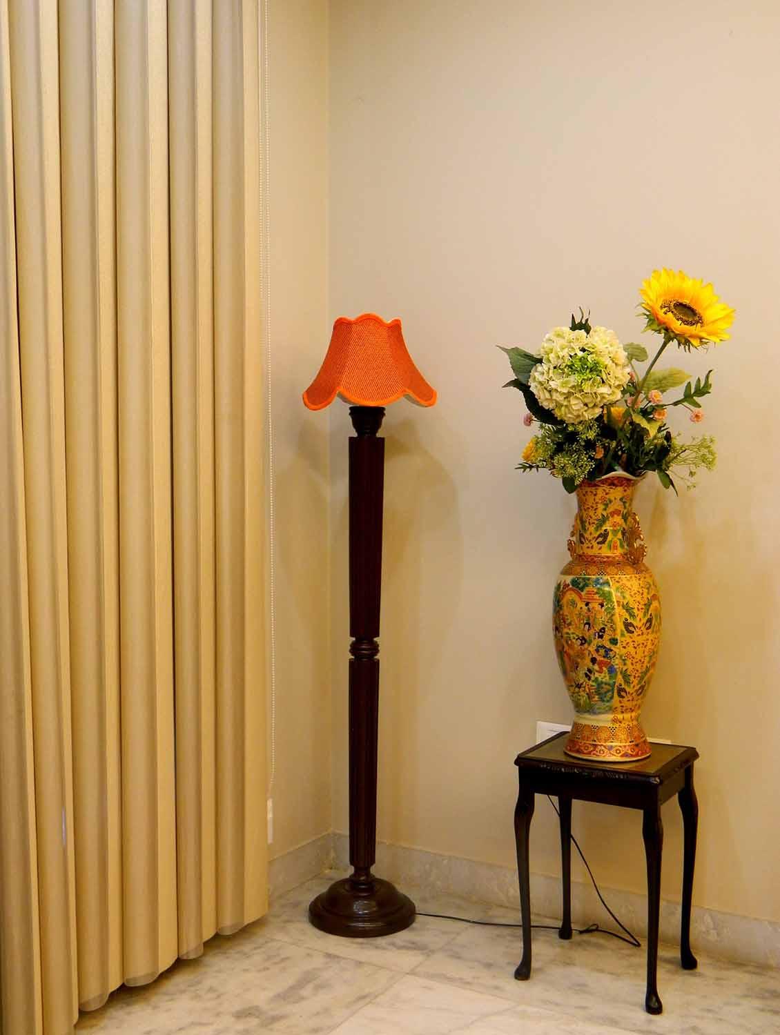 evergreen dark brown mango wood floor lamp with jute shade - 10896681 - Zoom Image - 1