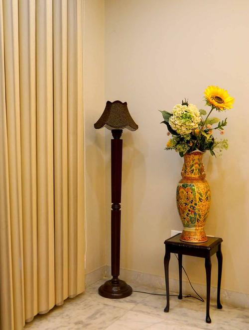 evergreen dark brown mango wood floor lamp with jute shade - 10896682 - Standard Image - 1