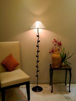 zig zag leafy floor lamp with 13" pyramid shade-- - 10896945 - Standard Image - 2