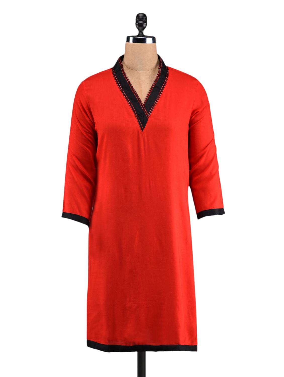 red with black tipping detailed rayon kurti - 1093838 - Zoom Image - 1