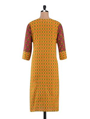 funnel neck printed cotton kurta - 1094208 - Standard Image - 3