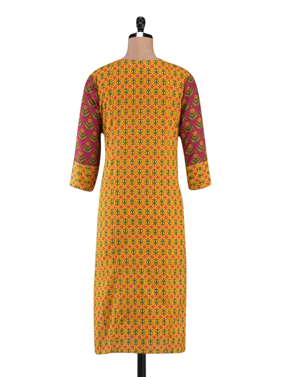 funnel neck printed cotton kurta - 1094208 - Zoom Image - 3