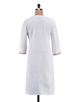 quarter sleeve printed cotton kurta - 1094219 - Standard Image - 3
