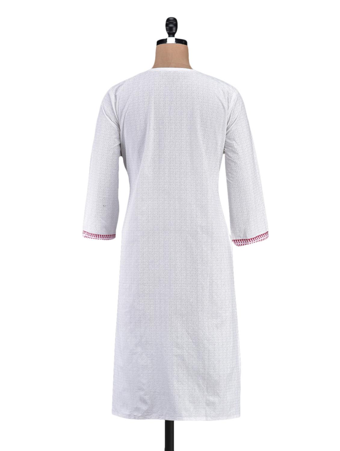 quarter sleeve printed cotton kurta - 1094219 - Zoom Image - 3