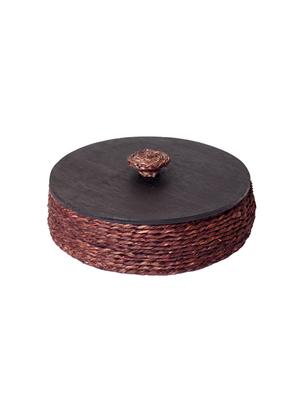 india sabai roti box - 10956463 - Standard Image - 2