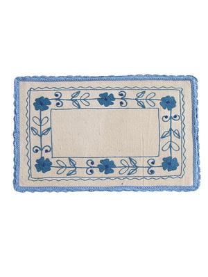 placemat - 10967708 - Standard Image - 2