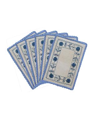 placemat - 10967708 - Standard Image - 3