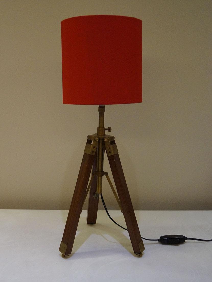 tripod table lamp in mango wood with fabric shade - 11106798 - Zoom Image - 2