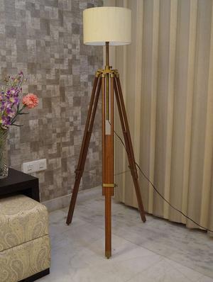 tripod fllor lamp in mango wood with fabric shade - 11106815 - Standard Image - 2