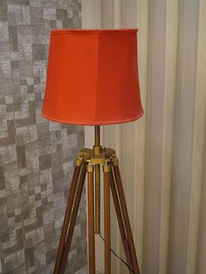 tripod fllor lamp in mango wood with fabric shade - 11106820 - Standard Image - 3