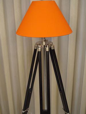 tripod fllor lamp in mango wood with fabric shade - 11106846 - Standard Image - 3