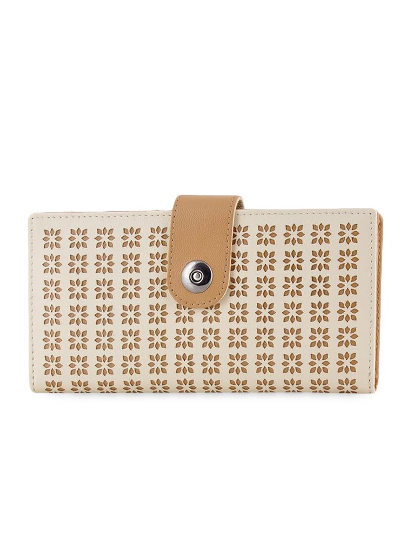 cut work leatherette wallet - 1122575 - Zoom Image - 1