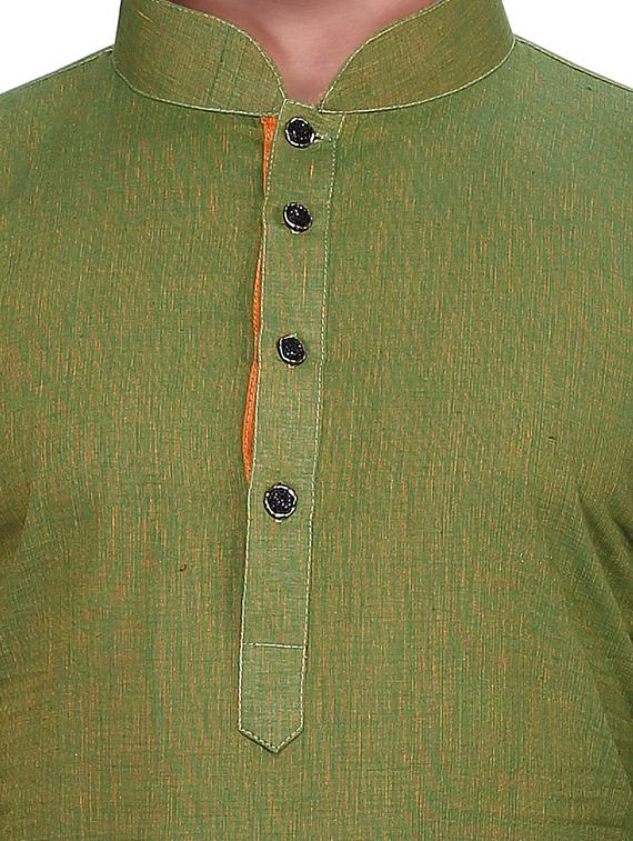 solid olive green cotton kurta - 11513621 - Zoom Image - 4