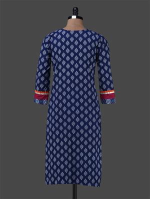 blue embroidered yoke printed cotton kurta - 1157339 - Standard Image - 3