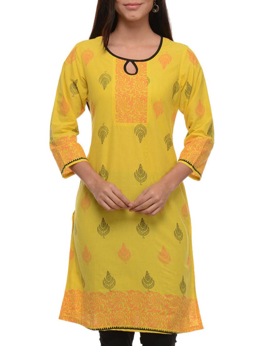 yellow cotton straight kurta - 11588781 - Zoom Image - 1