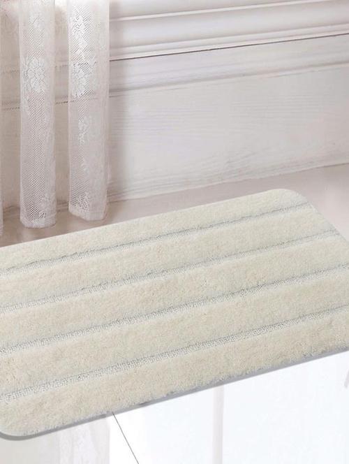 saral home soft anti slip micro polyester bathmat -45x65 cm - 11649177 - Standard Image - 1