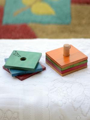 multi-coloured wooden coaster set - 1170274 - Standard Image - 3