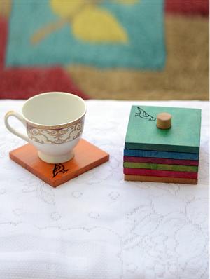 multi-coloured wooden coaster set - 1170274 - Standard Image - 4