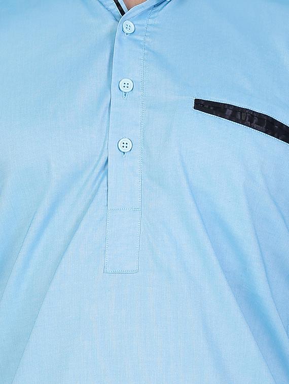 solid light blue cotton kurta - 11727947 - Zoom Image - 3
