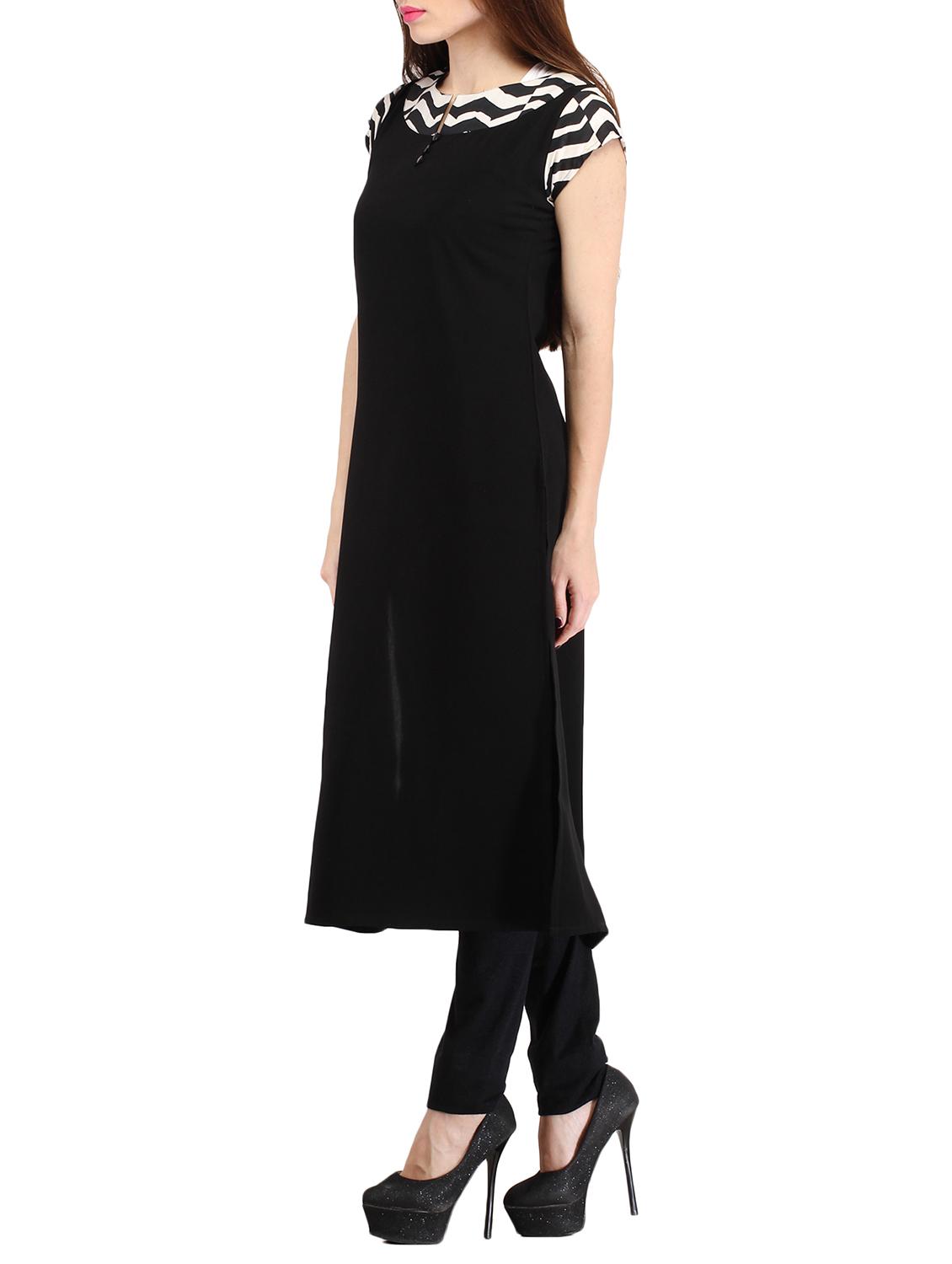 black viscose straight kurta - 11777942 - Zoom Image - 2