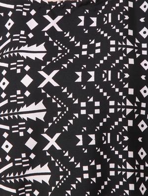 black printed crepe top - 11780064 - Standard Image - 4