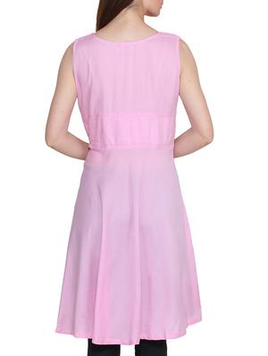 light purple embroidered rayon kurta - 11785987 - Standard Image - 3